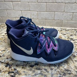 Nike Kyrie 5 multicolor size 5Y
